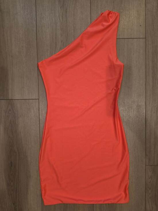 white fox Dresses & Skirts - White Fox Orange One Shoulder Bodycon Mini Dress Size M Going Out Y2K